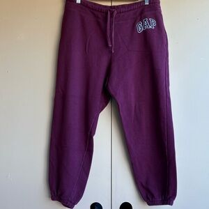 Gap women’s sweatpants